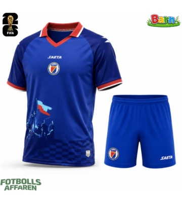 Haiti Hemmaställ Barn VM 2026 Kortärmad (+ Korta byxor)